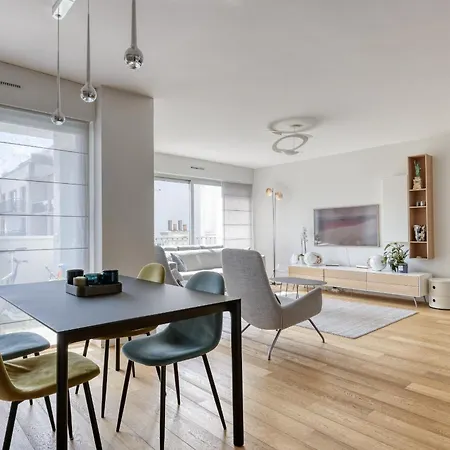 Apartment Superb With Terrace & Ac In The 17th *