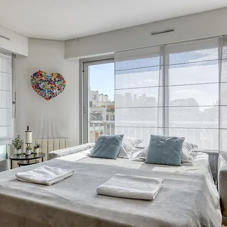 Apartment Superb With Terrace & Ac In The 17th